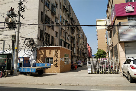 雍和府南区四楼1室1厅1卫25万49m2简装带储藏室出售