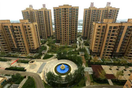 天平花园5室3厅2卫91.8万196m2精装出售